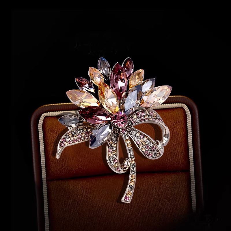 Eleganckie, kolorowe broszki z – Women Accessories Bouquet recenzja i cena